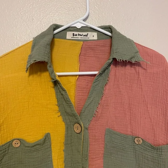 Three Bird Nest Pink and Yellow Button Down Shirt - Picture 2 of 3